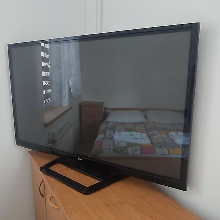 Apartman Amsel Ostrov  Ngoại thất bức ảnh